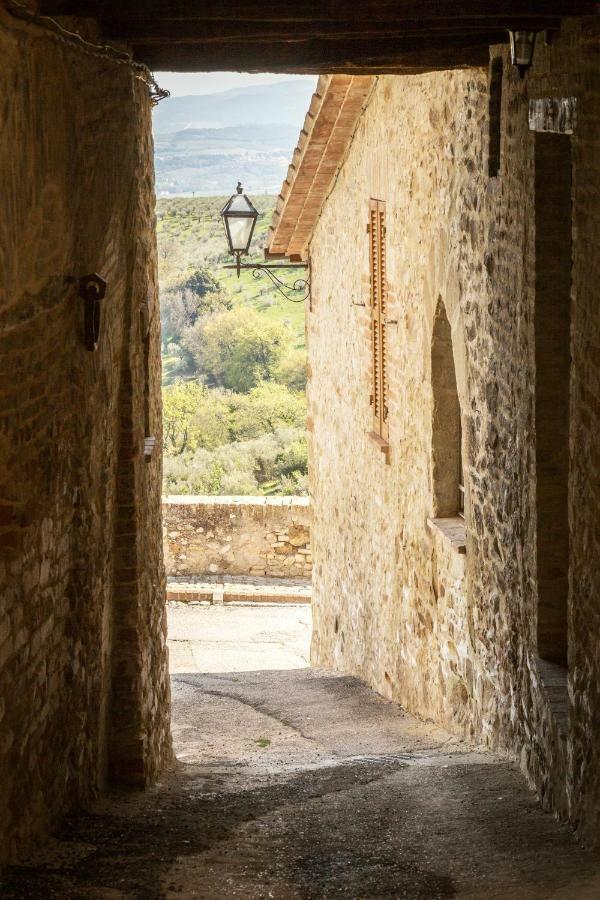 Casa Vacanze Montefalco Il Borgo Apartment Bagian luar foto